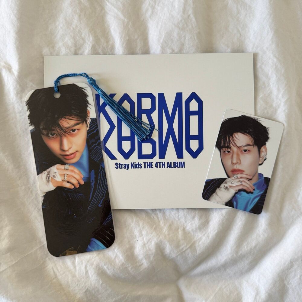 Stray Kids Seungmin laminated bookmark and Karma photocard